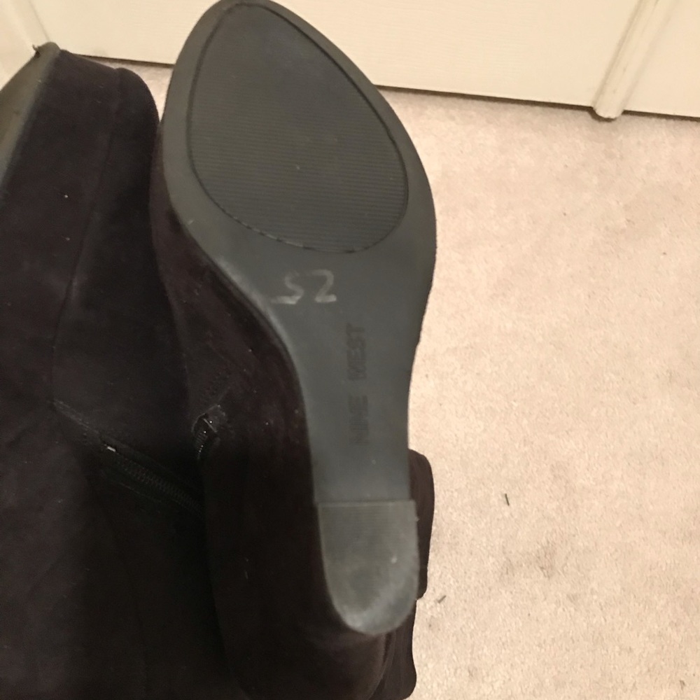 Nine West black platform boots - Picture 4 of 4